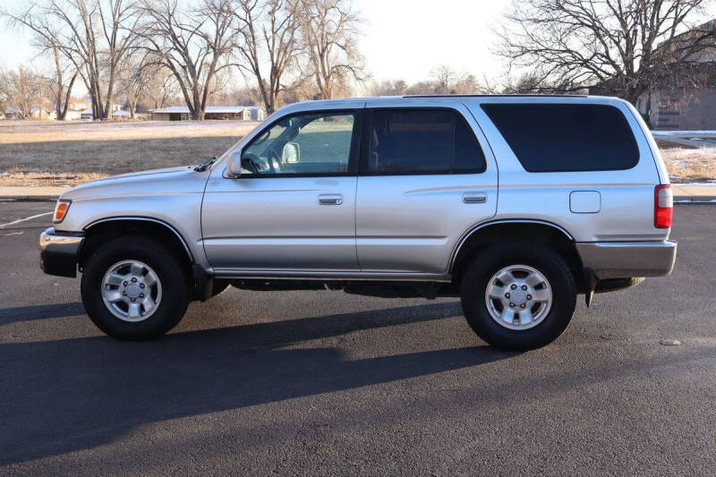 2000 Toyota 4Runner SR5