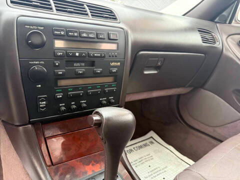 1992 Lexus ES 300