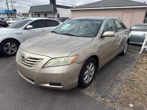 2009 Toyota Camry for sale at Craven Cars in Louisville KY