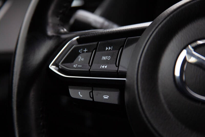 2018 Mazda MAZDA3 Touring