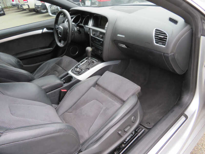2009 Audi A5 quattro