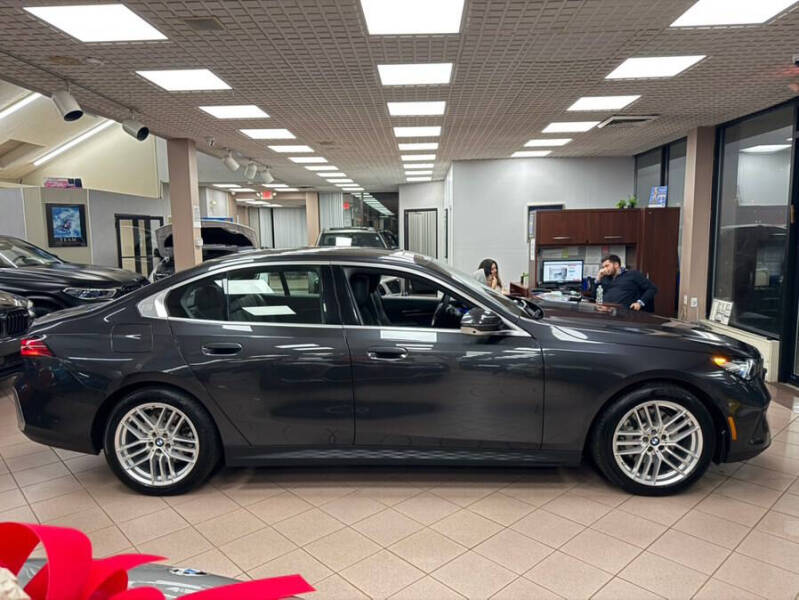 2025 BMW 5 Series 530i xDrive