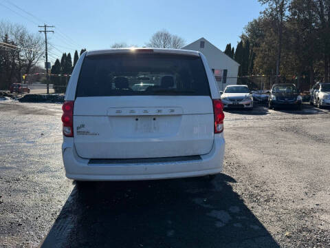 2016 Dodge Grand Caravan American Value Package