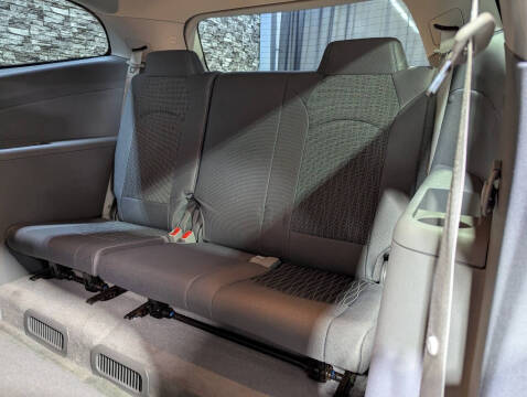 2017 Chevrolet Traverse LS