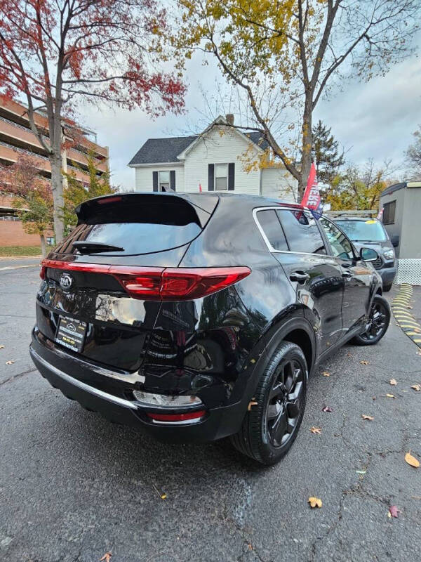 2022 Kia Sportage LX