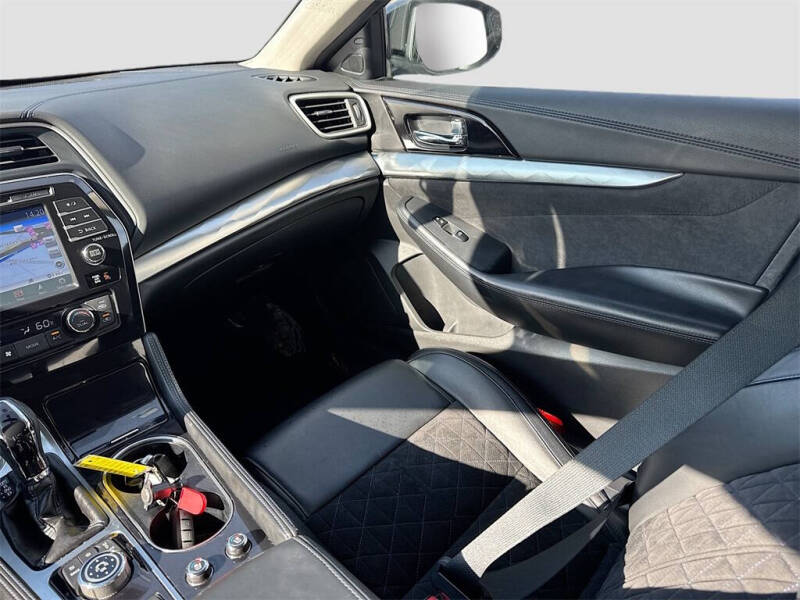 2016 Nissan Maxima 3.5 SR