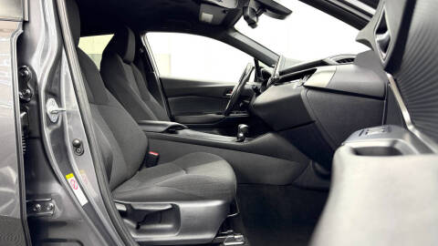 2018 Toyota C-HR XLE Premium