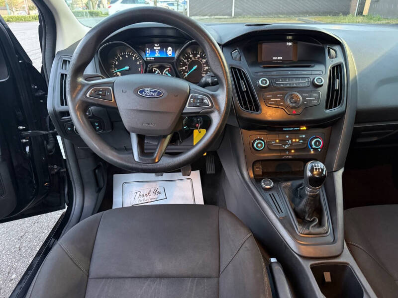 2017 Ford Focus S