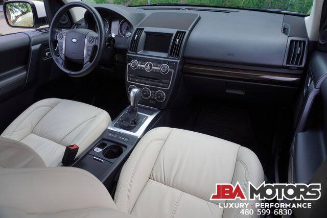 2015 Land Rover LR2 HSE LUX