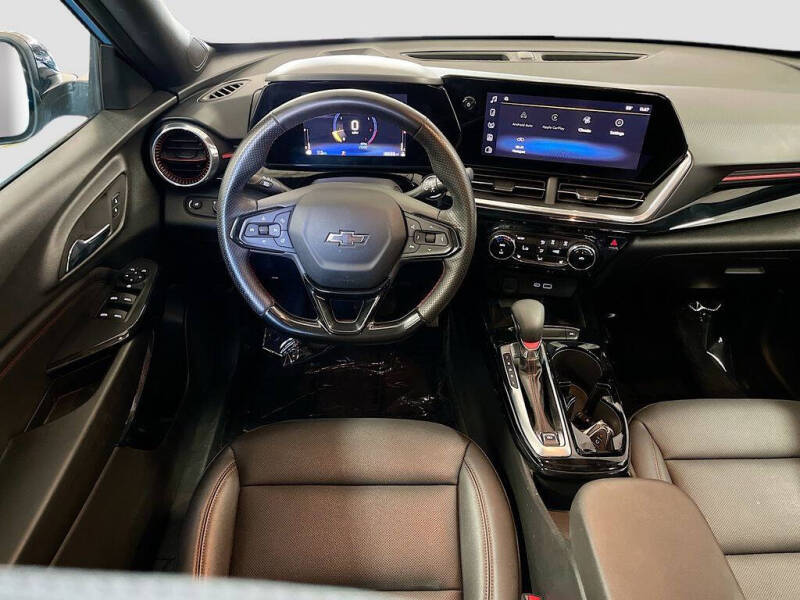 2024 Chevrolet Trax RS