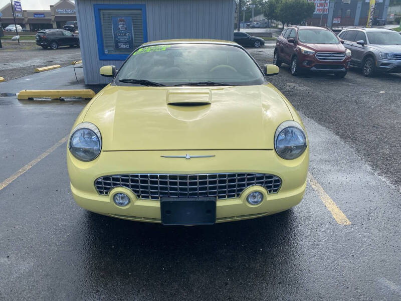 2002 Ford Thunderbird Deluxe