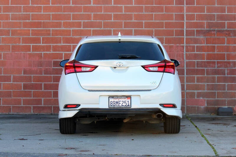 2017 Toyota Corolla iM