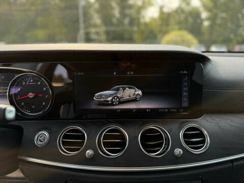 2019 Mercedes-Benz E-Class E 300