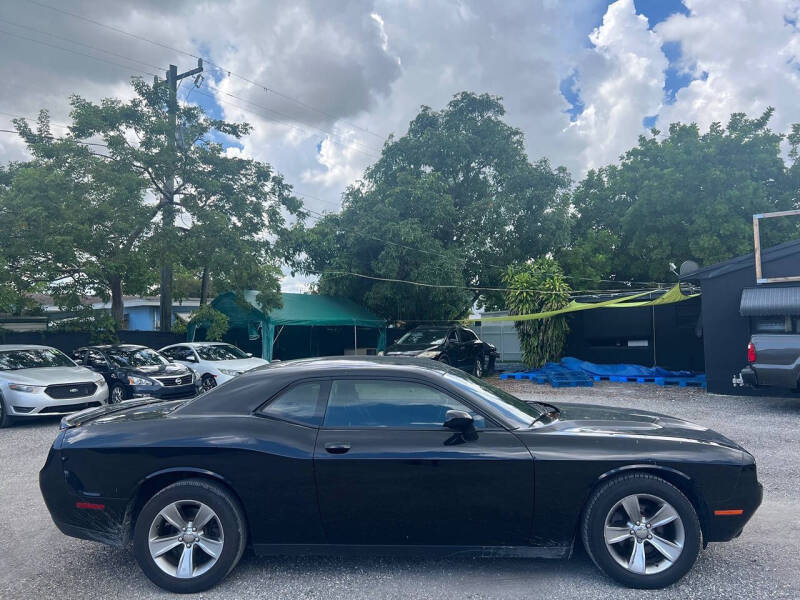 2019 Dodge Challenger SXT