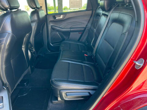 2021 Ford Escape SEL