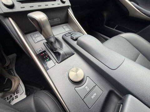 2016 Lexus IS 300