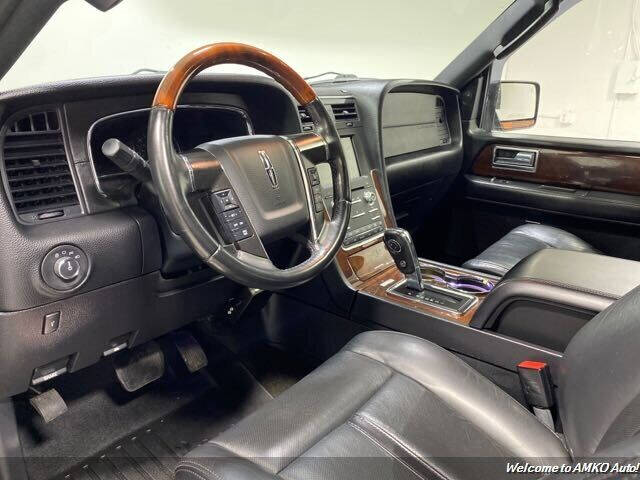 2016 Lincoln Navigator Select