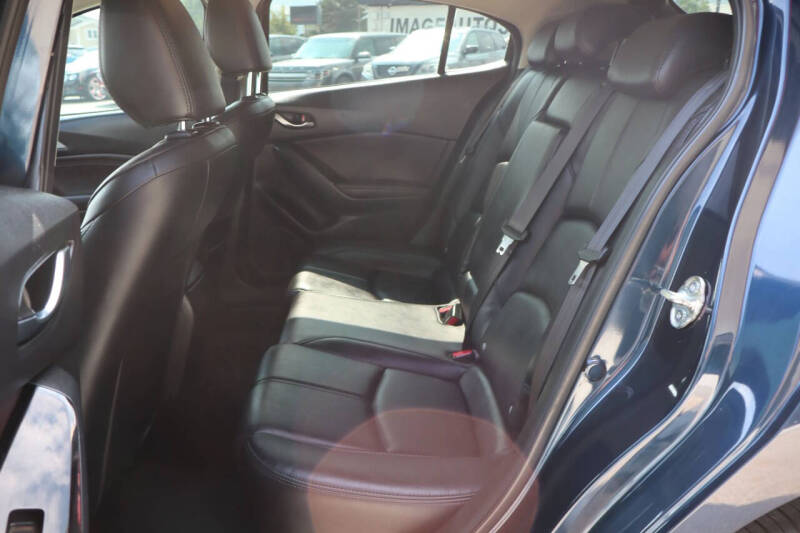 2017 Mazda MAZDA3 Touring