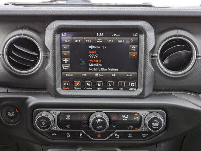 2021 Jeep Gladiator Overland