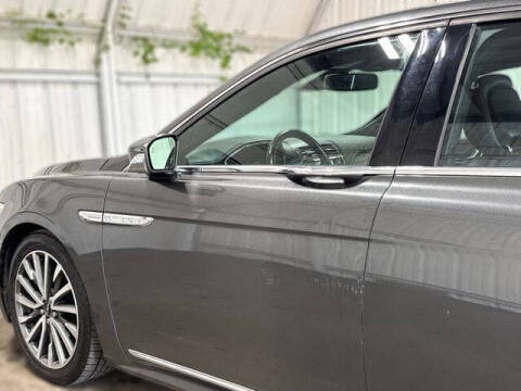 2019 Lincoln Continental Select