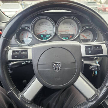 2009 Dodge Challenger SRT8