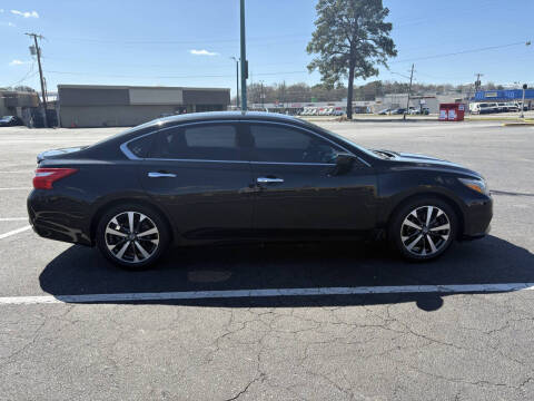 2016 Nissan Altima 2.5 SR