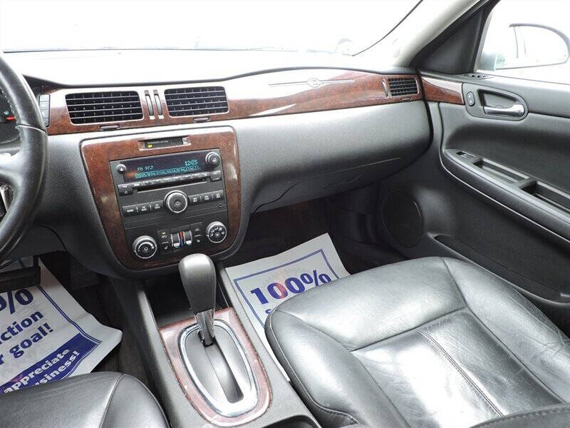 2011 Chevrolet Impala LT