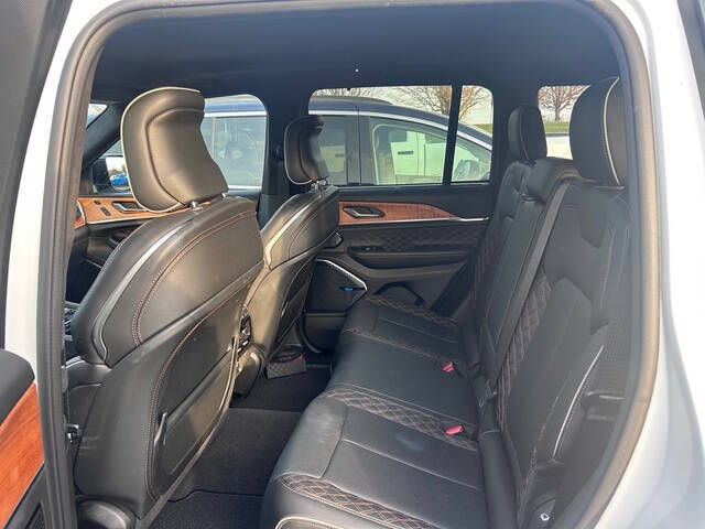 2022 Jeep Grand Cherokee Summit Reserve