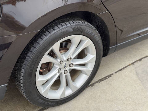 2013 Ford Taurus SEL