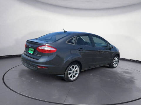 2016 Ford Fiesta SE