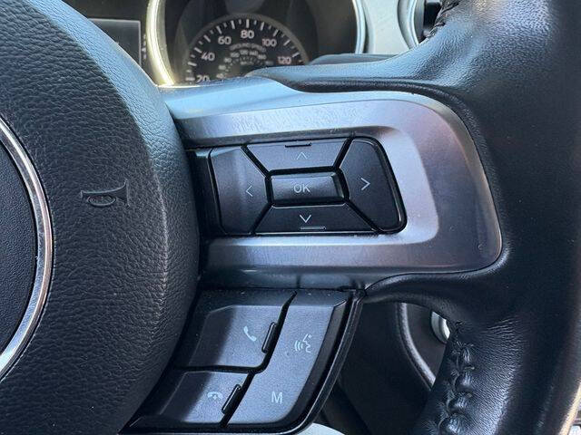 2022 Ford Mustang EcoBoost