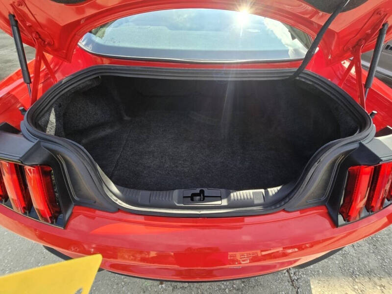 2021 Ford Mustang EcoBoost