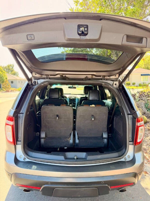 2011 Ford Explorer Limited