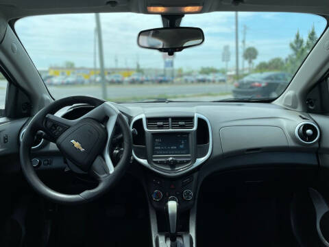 2017 Chevrolet Sonic LT Auto Fleet