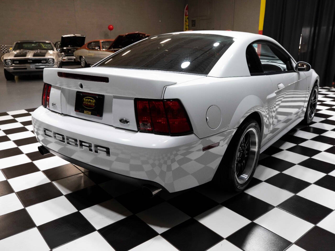 2003 Ford Mustang SVT Cobra 18