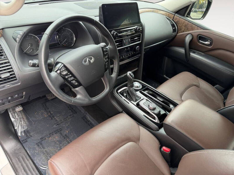 2024 Infiniti QX80 Premium Select