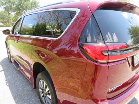 2021 Chrysler Pacifica Touring L