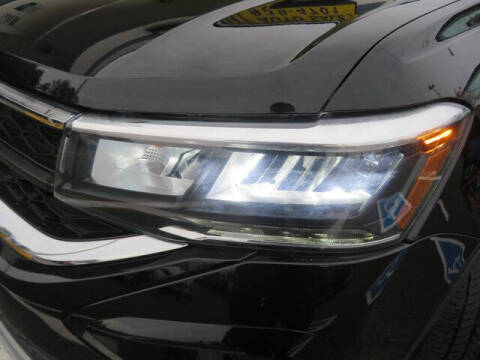 2024 Volkswagen Taos SE 4Motion