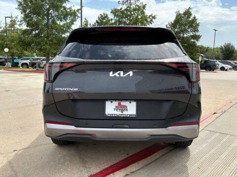 2026 Kia Sportage LX
