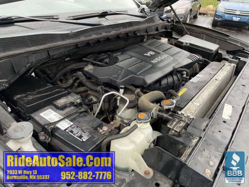 2017 Nissan Titan SV