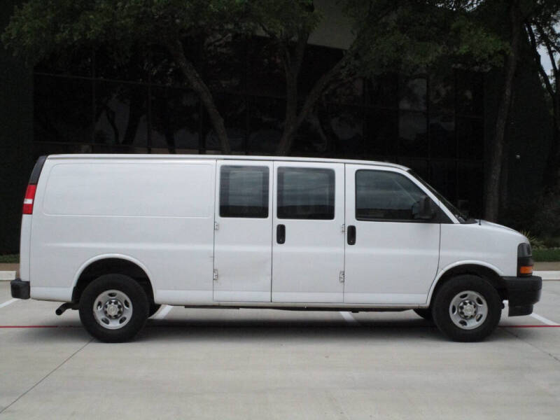 2020 Chevrolet Express 2500