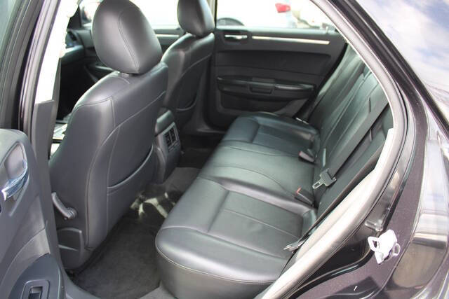 2010 Chrysler 300 Touring