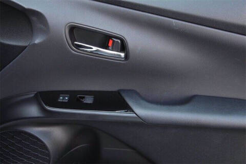 2019 Toyota Prius LE