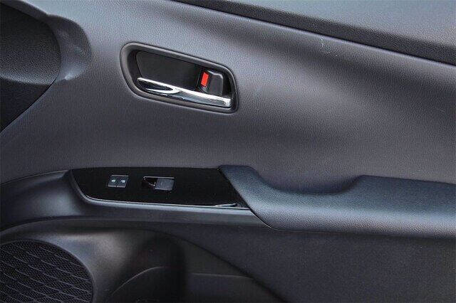 2019 Toyota Prius LE