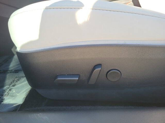 2020 Tesla Model 3 Standard Range