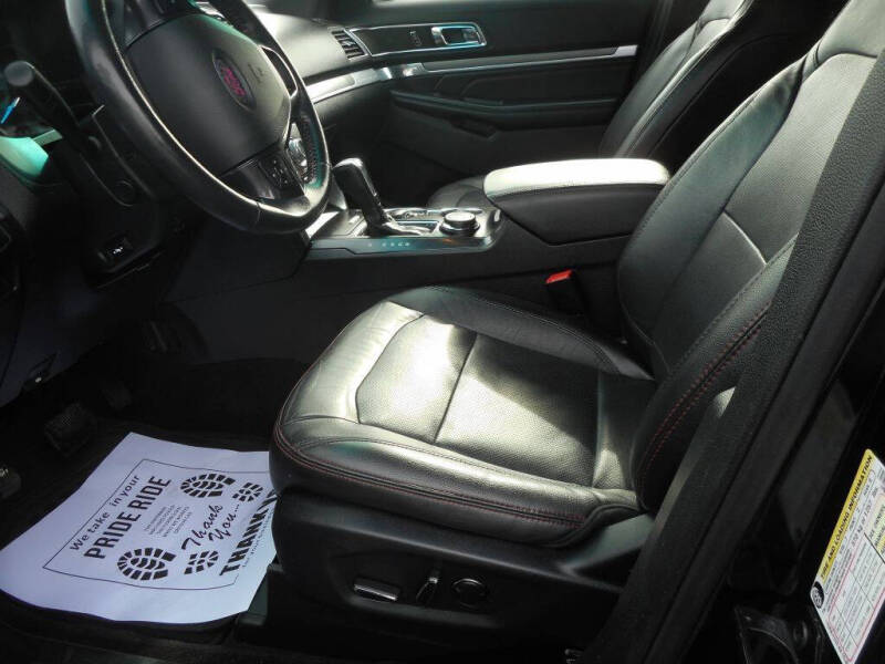 2017 Ford Explorer Sport