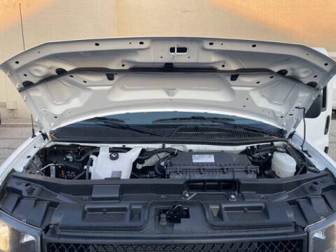 2025 Chevrolet Express 2500