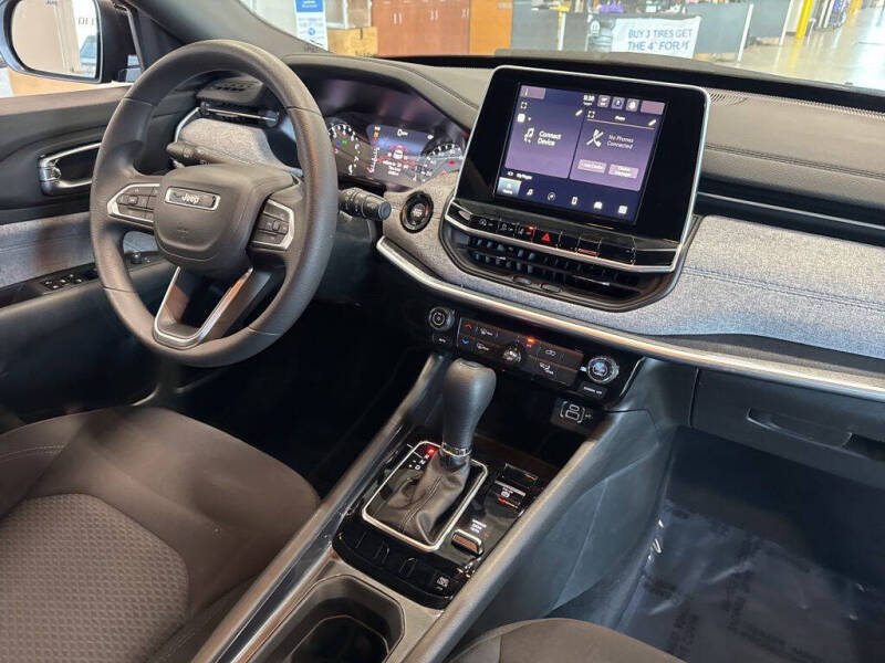 2025 Jeep Compass Sport