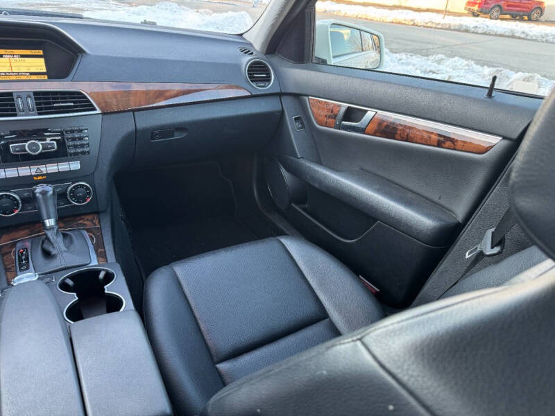 2012 Mercedes-Benz C-Class C 300 Luxury 4MATIC