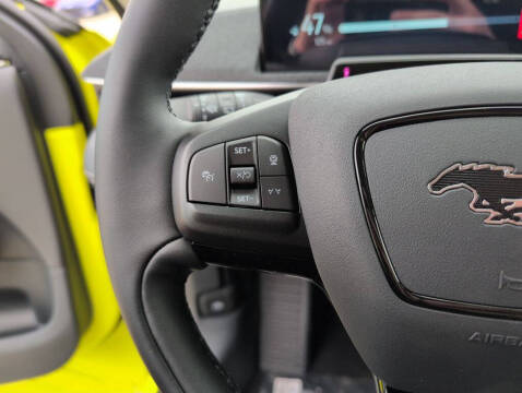 2025 Ford Mustang Mach-E Premium